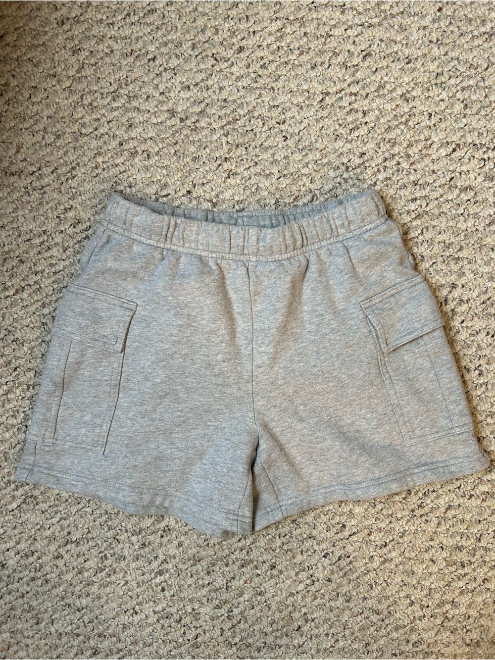 Aritzia gray sweat fleece cargo shorts size XS